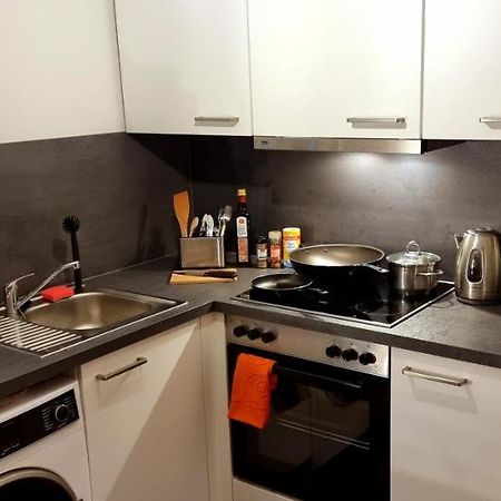 Business Apartment Mit Kuche Fur 1-3 +Netflx+5G Wlan Nahe Der Mhh Im Industrial Design Hanovre Extérieur photo
